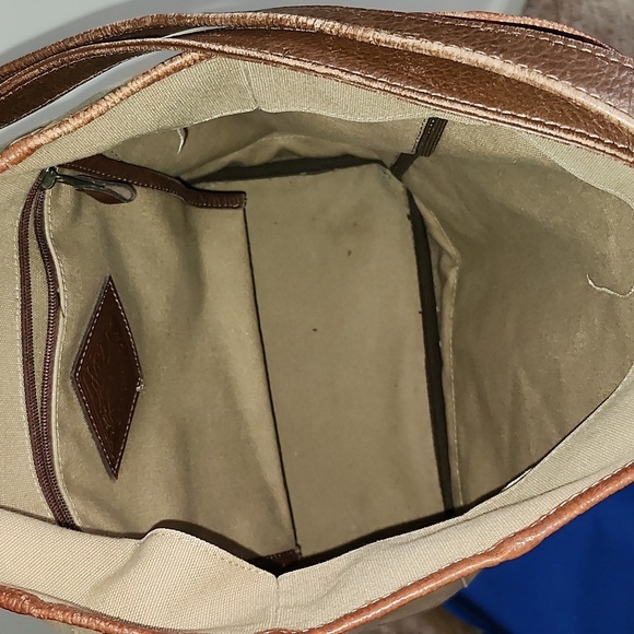 Ellington Unisex Sling Assistant Backpack Khaki Canvas/Brown leather Trim - Picture 11 of 12